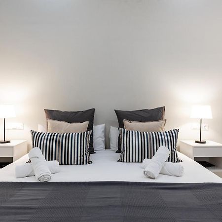 Cozy One-Bedroom La Latina Madrid Exterior foto
