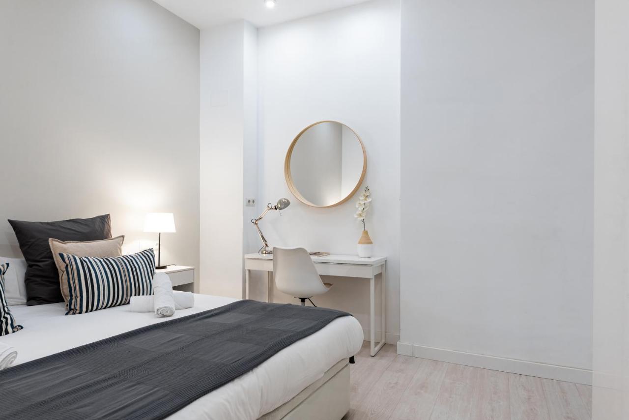 Cozy One-Bedroom La Latina Madrid Exterior foto